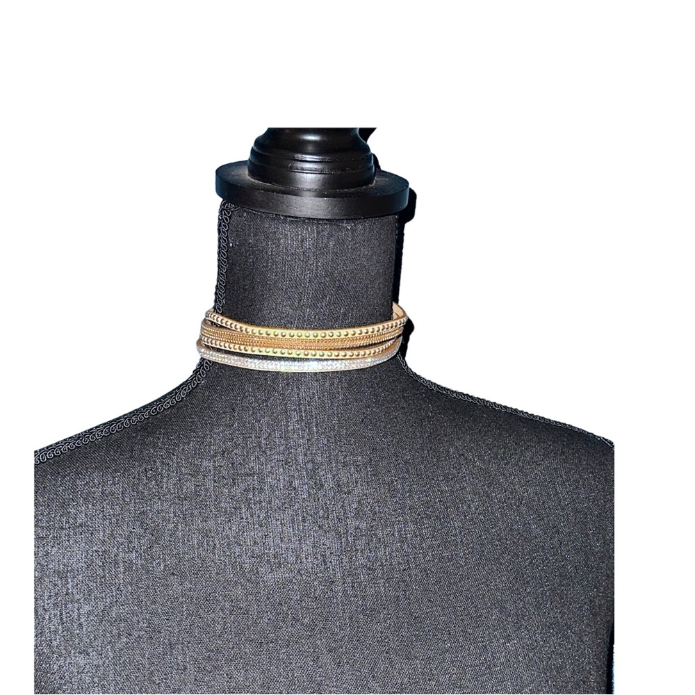 Leather choker necklace